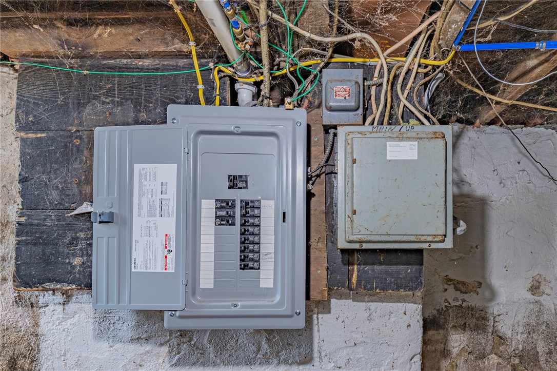 477 Parsells Avenue Rochester, NY 14609 - Photo 40 of 44