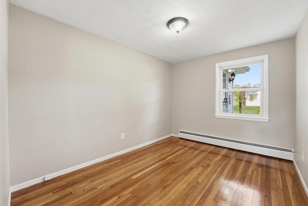 129 Cooper Street Springfield, MA 01108 - Photo 18 of 37