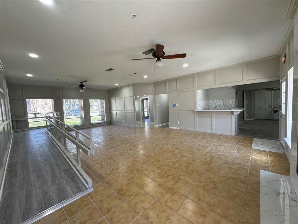 200 Broken Bough Lane Conroe, TX 77304 - Photo 6 of 7