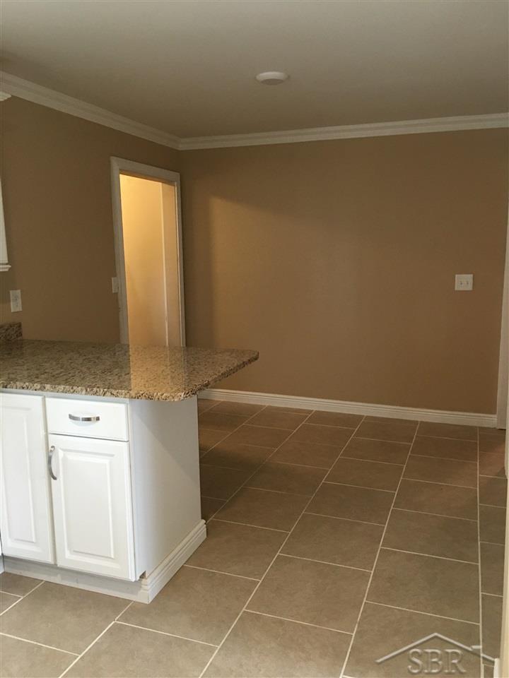5215 Shattuck Road Saginaw, MI 48603 - Photo 3 of 22 31284738-2.JPG