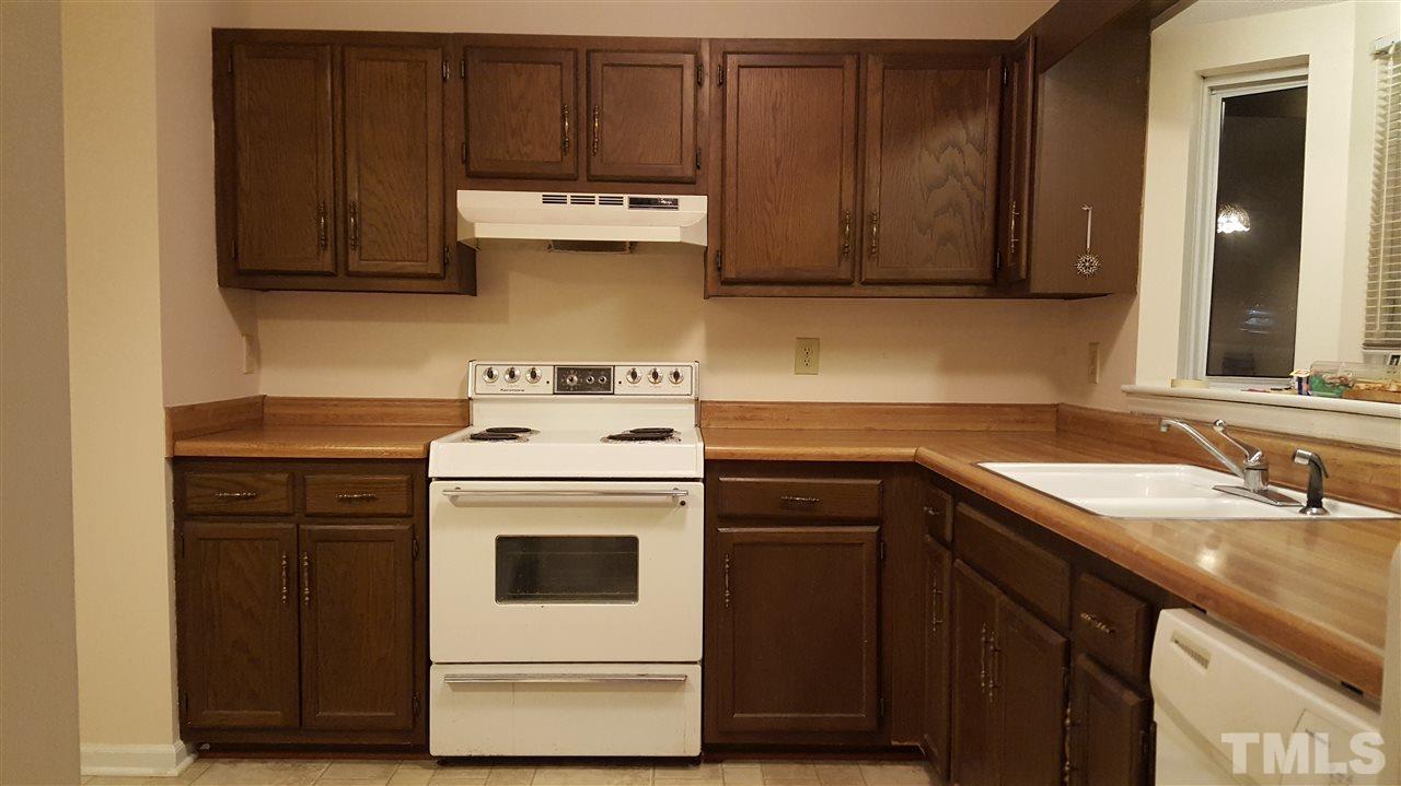 5744 Pool Side Drive Raleigh, NC 27612 - Photo 2 of 7