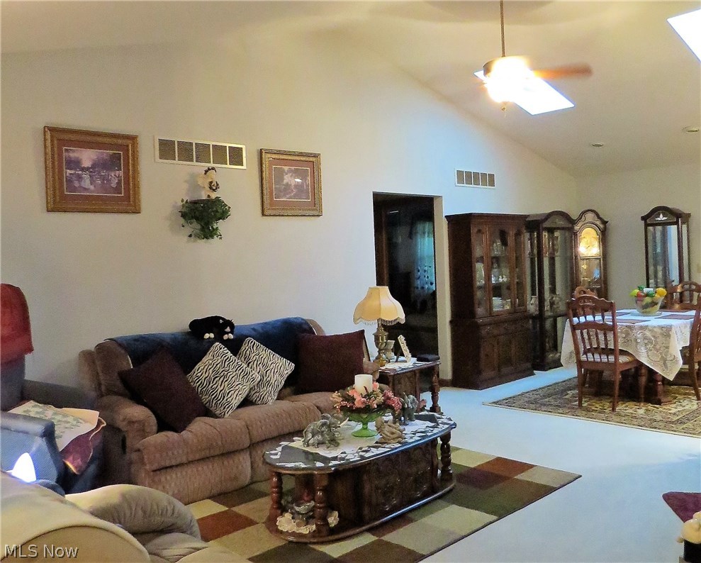 1045 Morningside Road Southeast Minerva, OH 44657 - Photo 9 of 17 Gallery Image 9