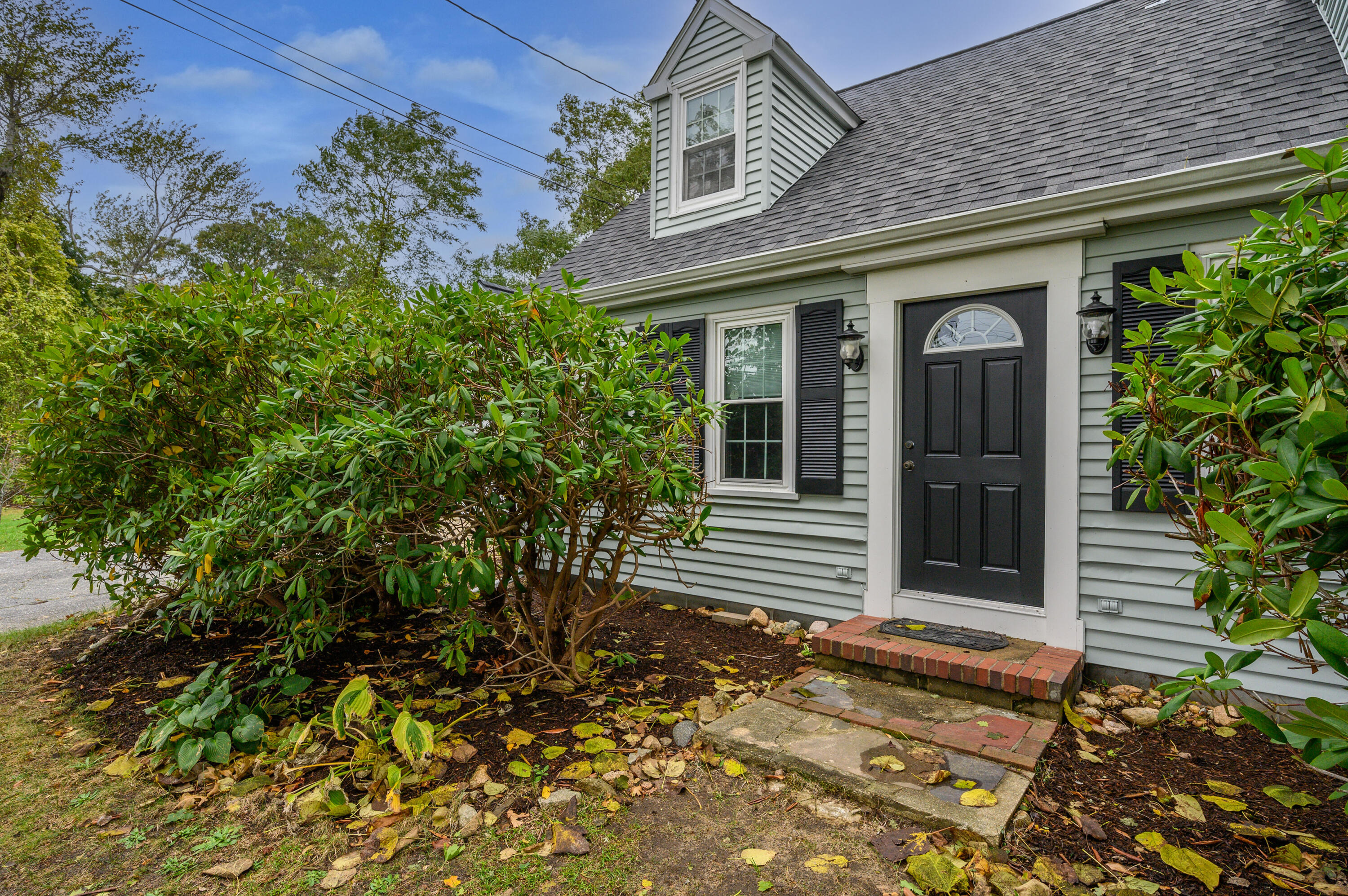 182 Sisson Road Harwich, MA 02645 - Photo 4 of 35 Front