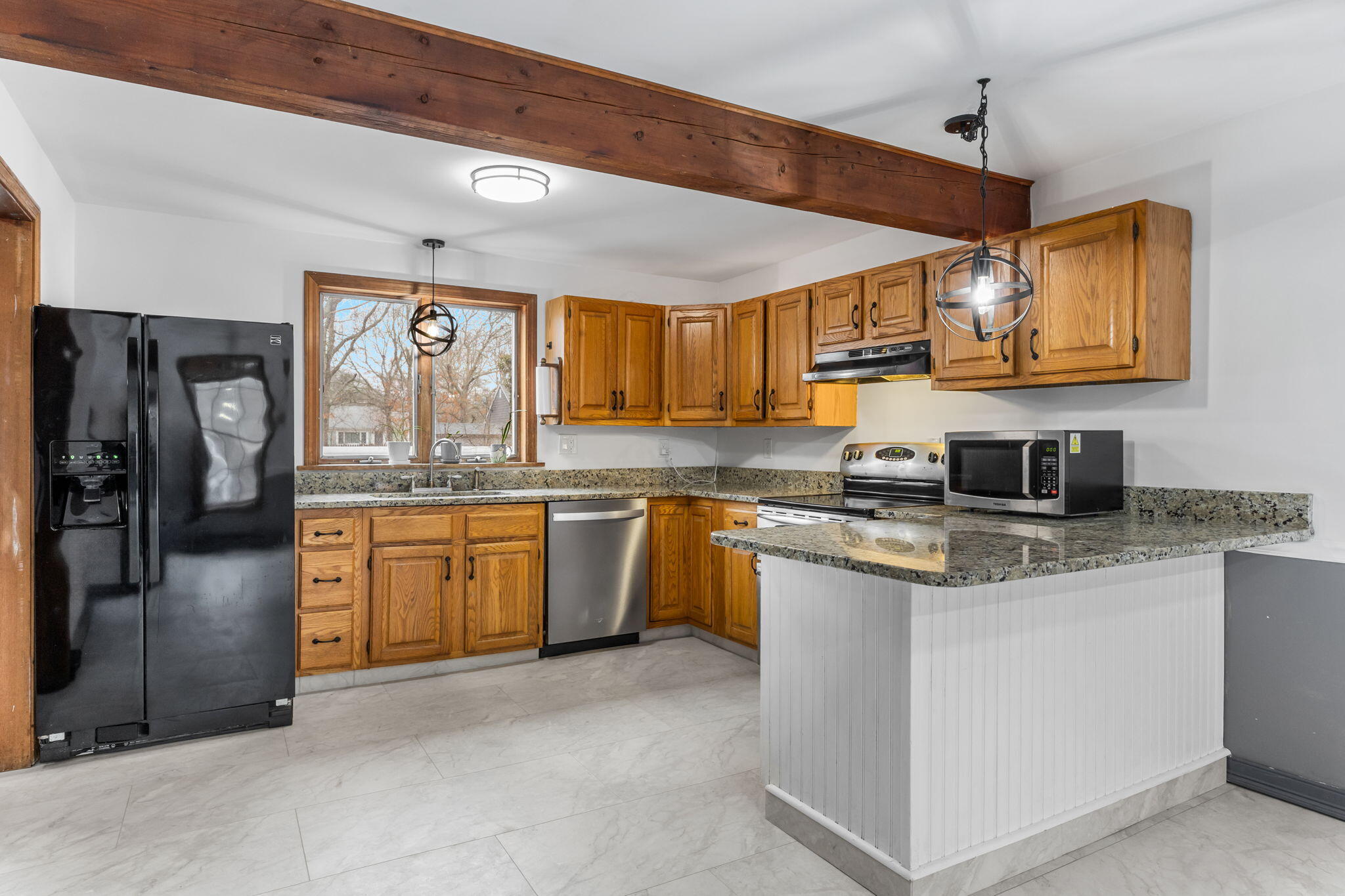186 Walnut Street Hyannis, MA 02601 - Photo 5 of 23 Kitchen