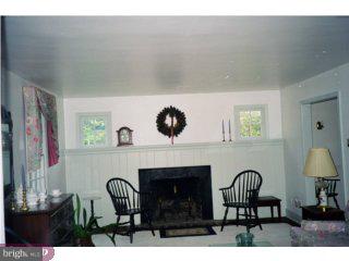 434 Glenwyth Road Wayne, PA 19087 - Photo 3 of 6