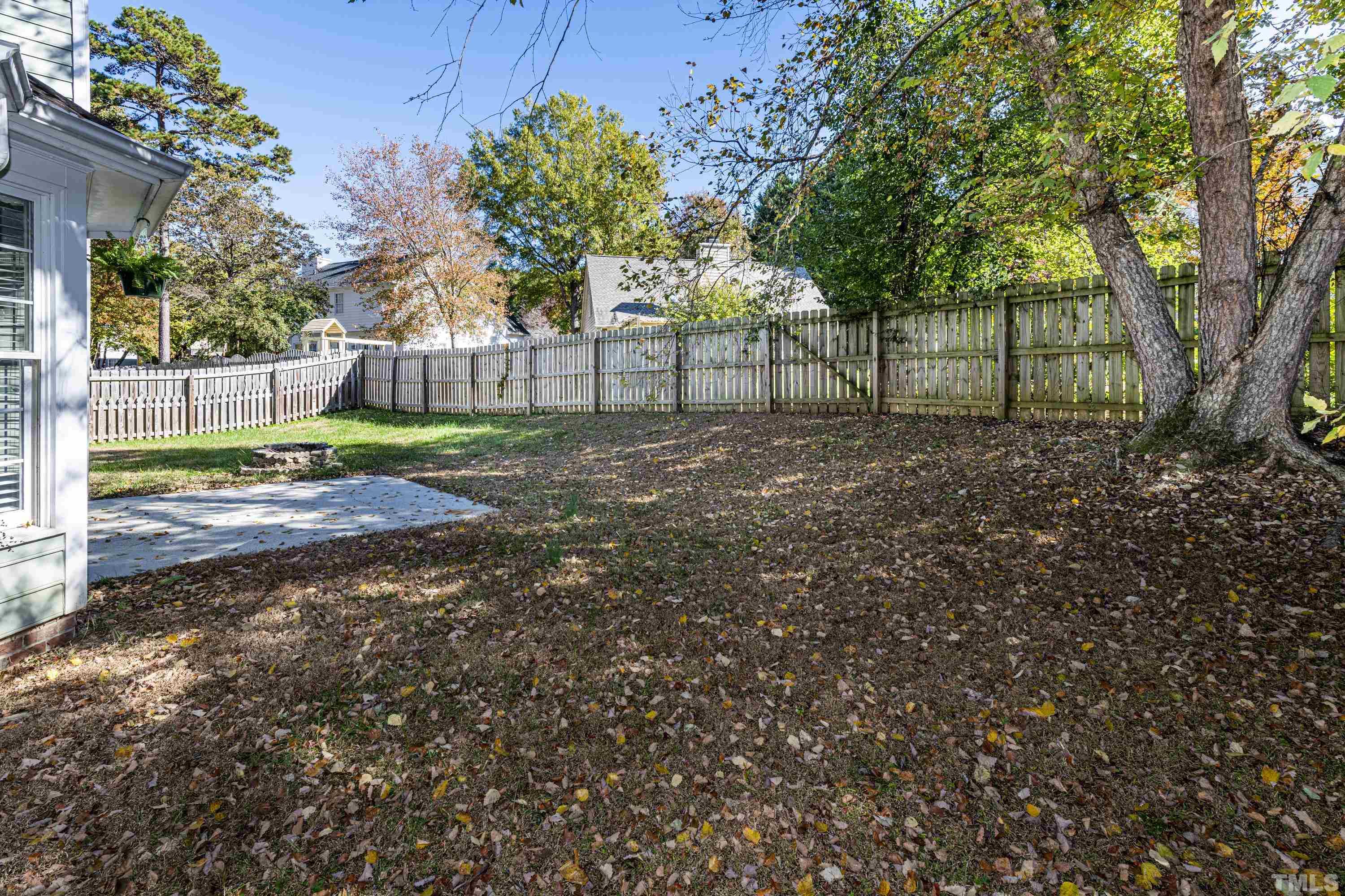 5317 Tilford Lane Raleigh, NC 27613 - Photo 29 of 29 a view of backyard with green space