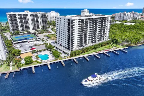 $925,000 | 3420 South Ocean Boulevard, Unit 4Z, Highland Beach, FL 33487