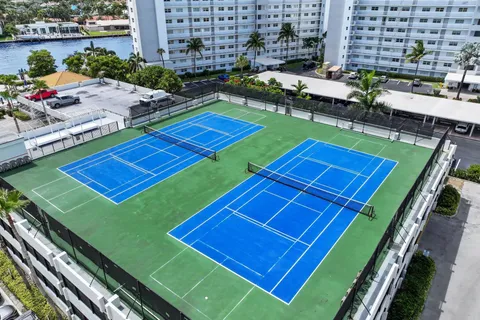 $925,000 | 3420 South Ocean Boulevard, Unit 4Z, Highland Beach, FL 33487