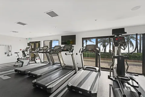 $925,000 | 3420 South Ocean Boulevard, Unit 4Z, Highland Beach, FL 33487
