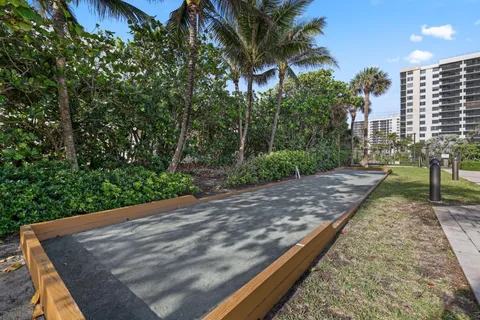 $925,000 | 3420 South Ocean Boulevard, Unit 4Z, Highland Beach, FL 33487