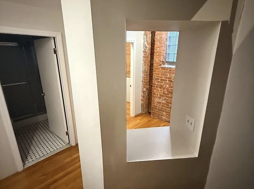 452 Park Drive, Unit 1 Boston, MA 02215 - Photo 9 of 18