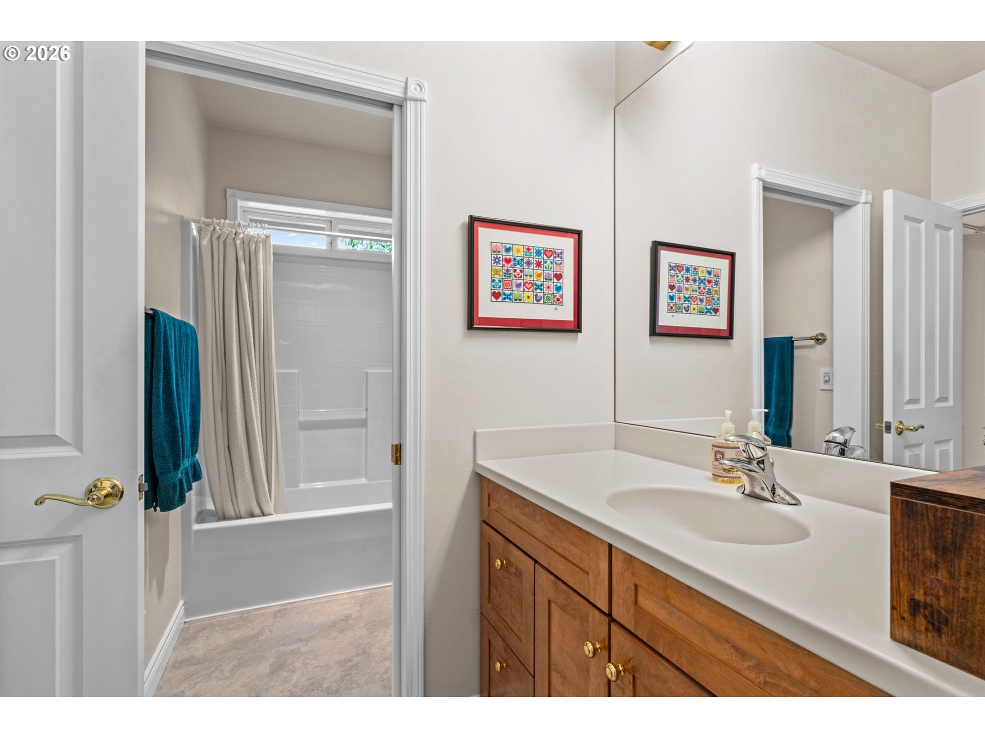 81482 Lost Creek Road Dexter, OR 97431 - Photo 28 of 48 Bathroom