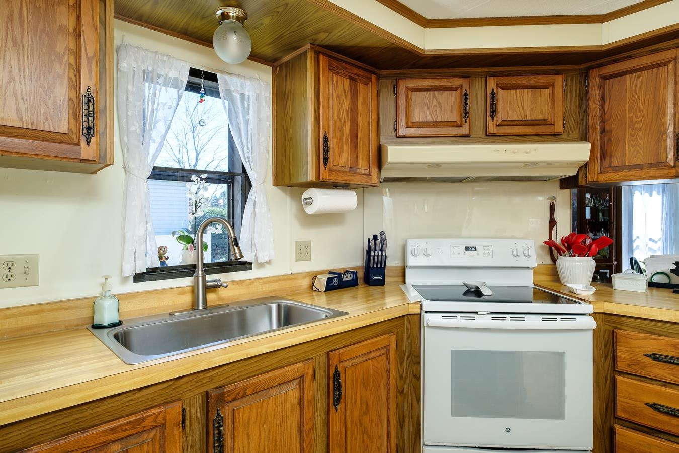 53 Monadnock Drive Rochester, NH 03867 - Photo 10 of 33 Gallery Image 10