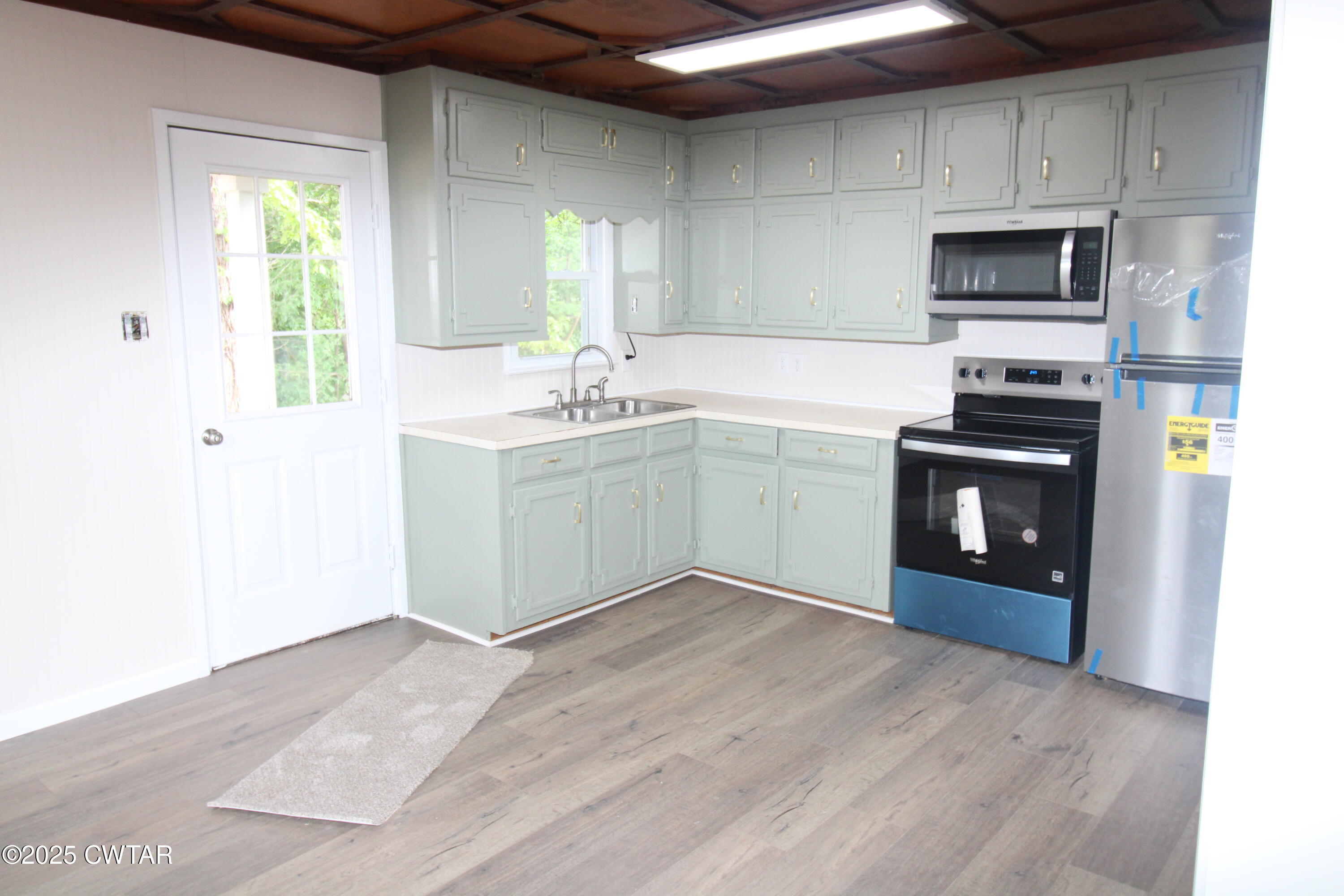 155 Creasy Road Lexington, TN 38351 - Photo 5 of 23 Kitchen5