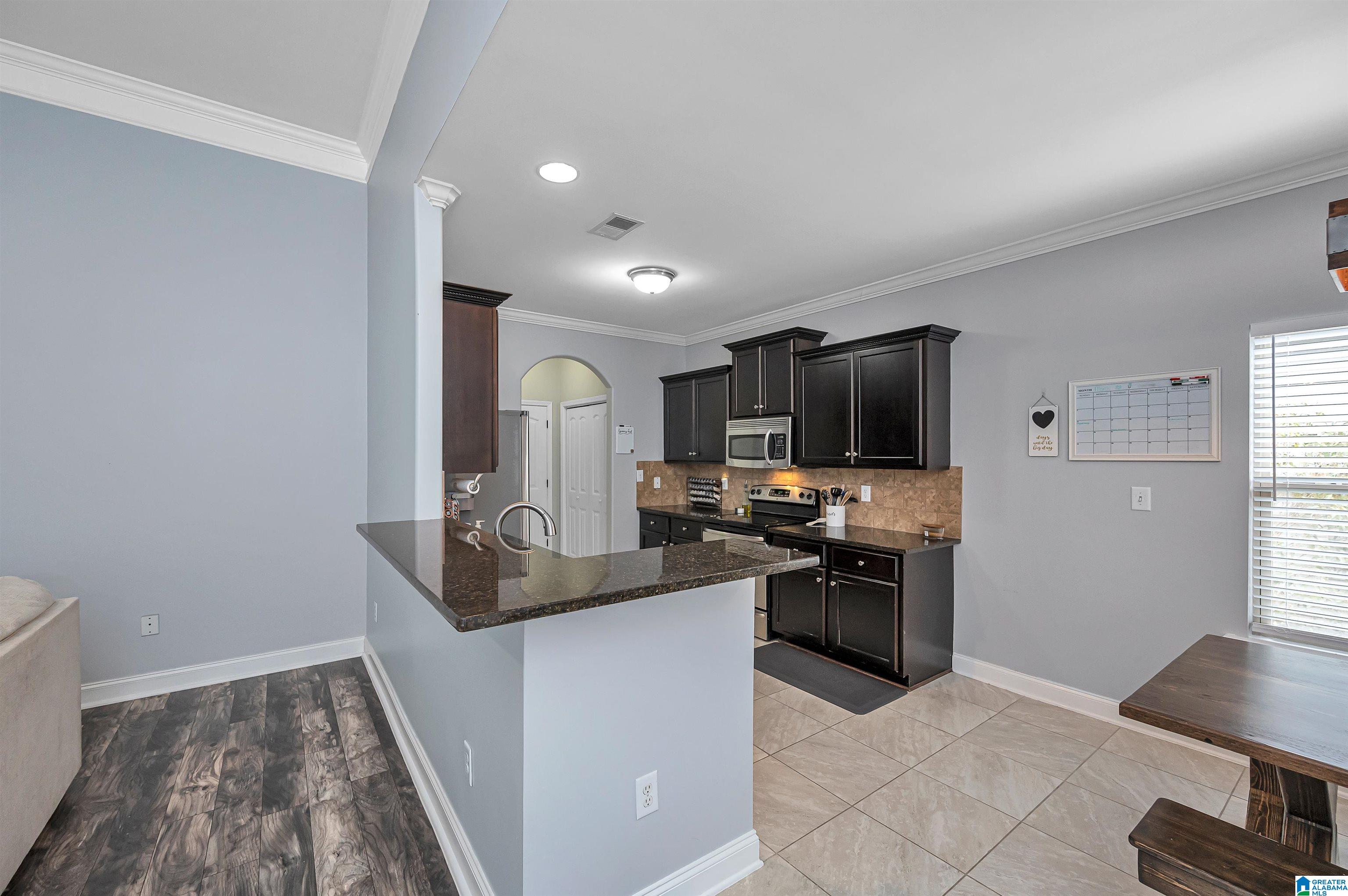 196 Lorrin Lane Sterrett, AL 35147 - Photo 8 of 34