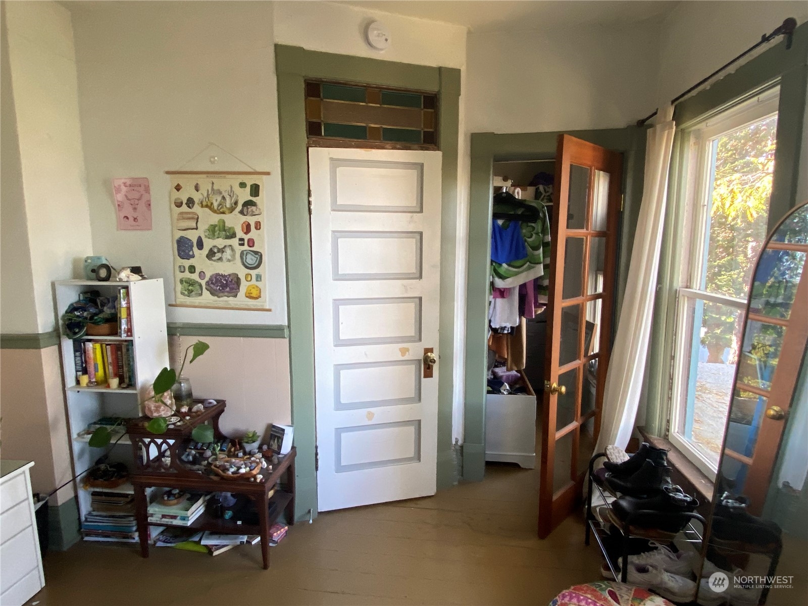 906 High Street Bellingham, WA 98225 - Photo 29 of 40 a view of a room with gym equipment