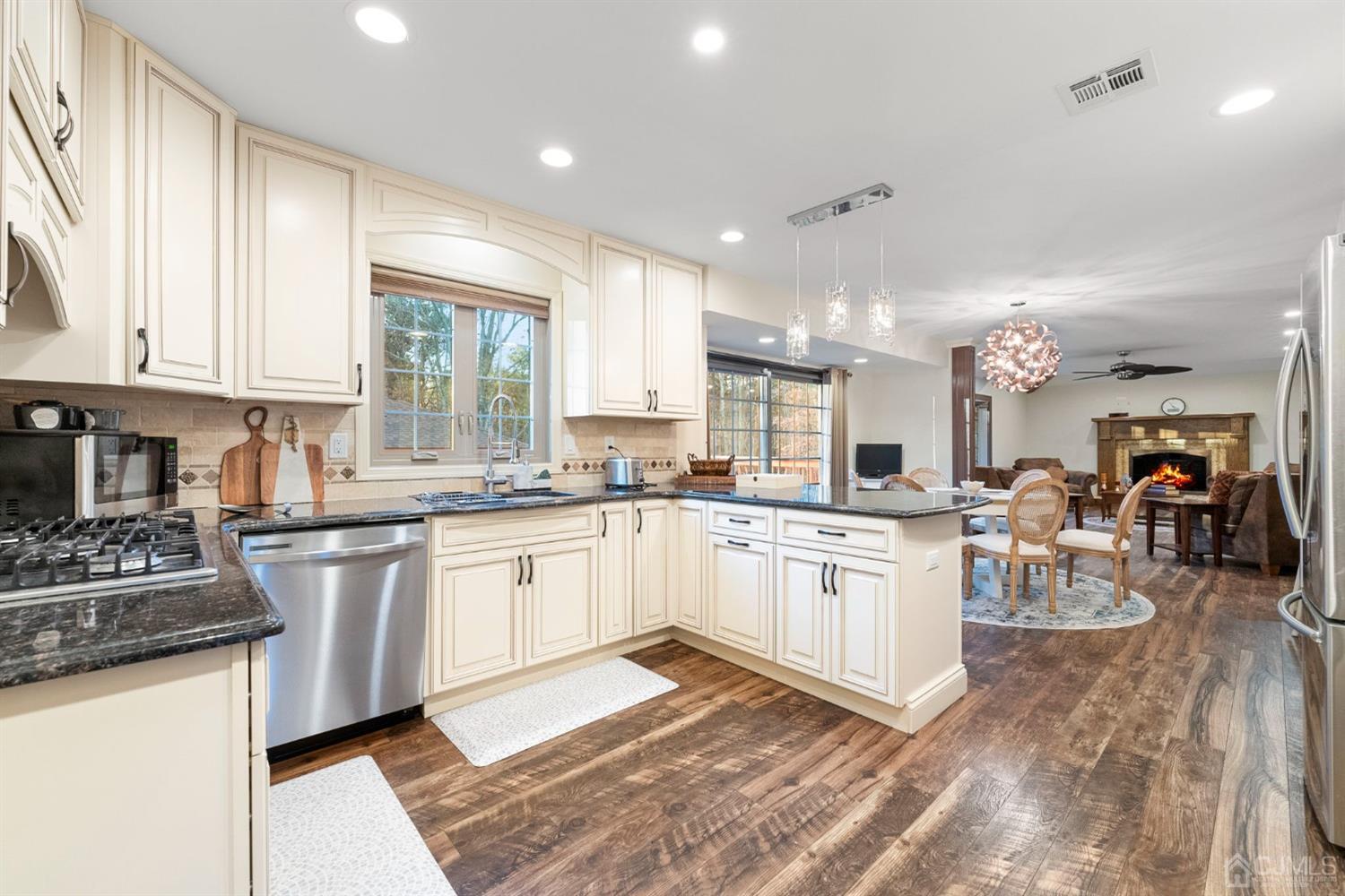224 Old Forge Road Monroe Township, NJ 08831 - Photo 11 of 44 Gallery Image 11
