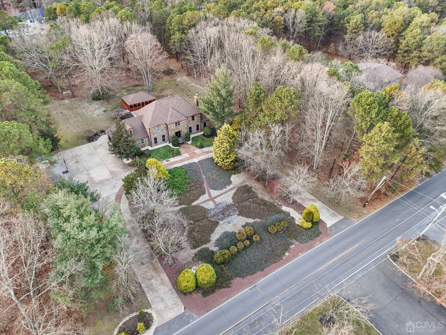 224 Old Forge Road Monroe Township, NJ 08831 - Photo 2 of 44 Gallery Image 2