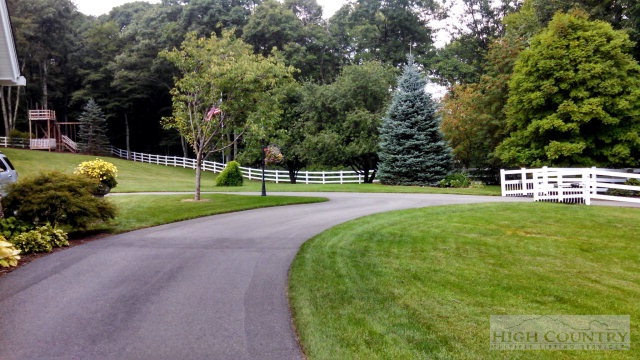 155 Teaberry Path Boone, NC 28607 - Photo 13 of 35 Gallery Image 13