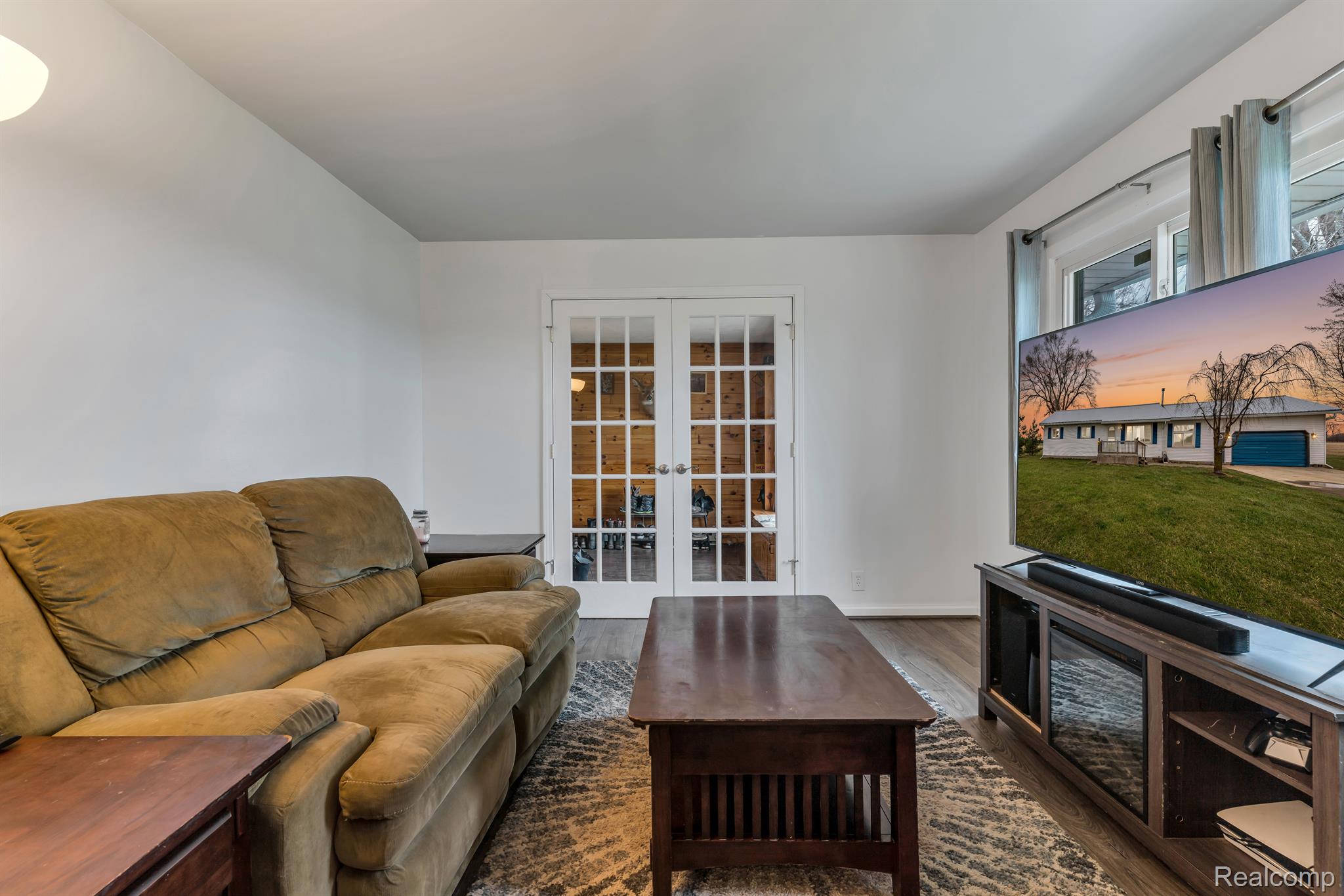 8035 East Henderson Road New Lothrop, MI 48460 - Photo 11 of 29 Gallery Image 11