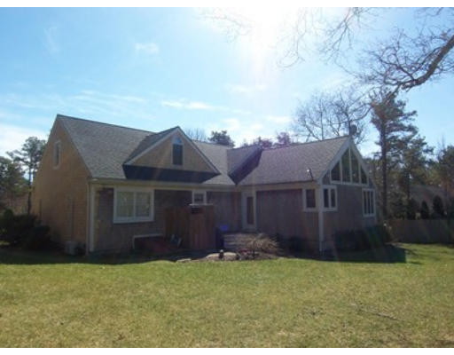22 Oliver Snow Road Harwich, MA 02646 - Photo 13 of 15