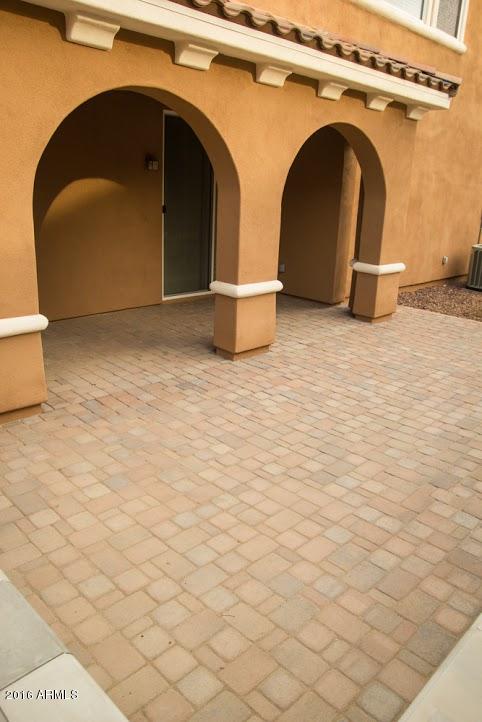 9134 South Roberts Road Tempe, AZ 85284 - Photo 7 of 38 Roberts House-7