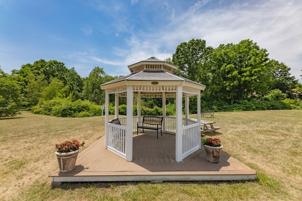 12 Beal's Cove Road, Unit E Hingham, MA 02043 - Photo 17 of 17