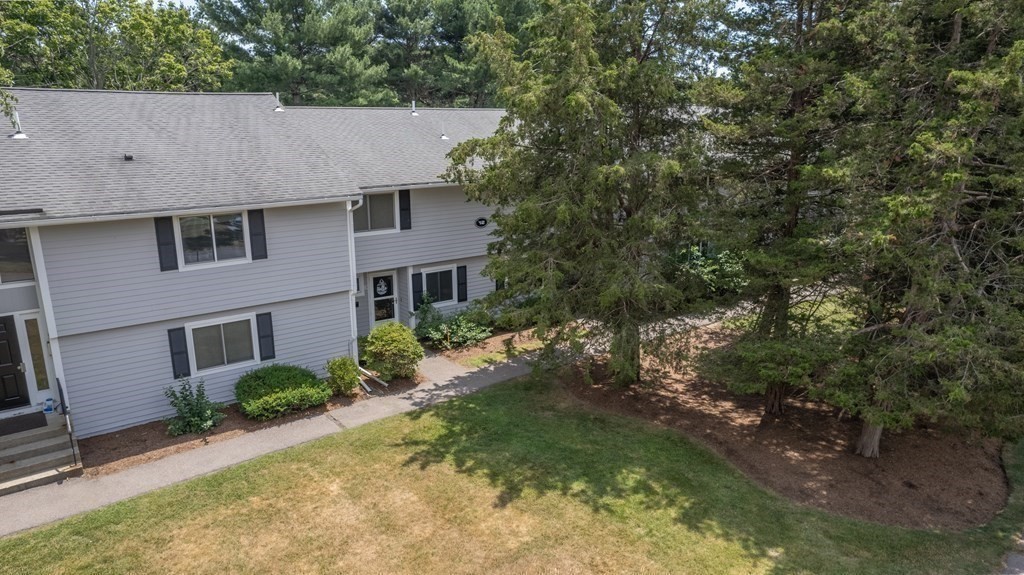 12 Beal's Cove Road, Unit E Hingham, MA 02043 - Photo 2 of 17