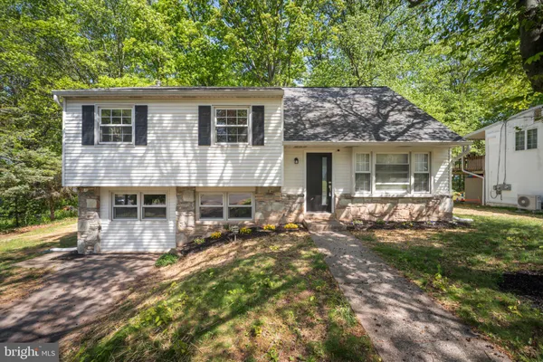 $619,900 | 202 Wiltshire Drive, Chalfont, PA 18914