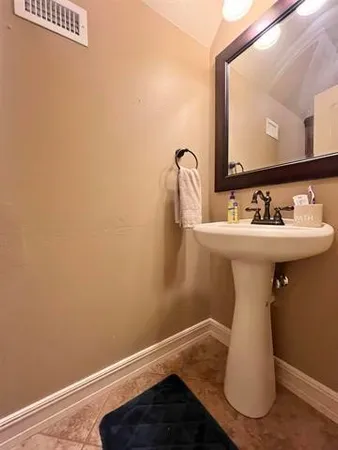 $535,000 | 3225 Panda Drive, Orange, TX 77632
