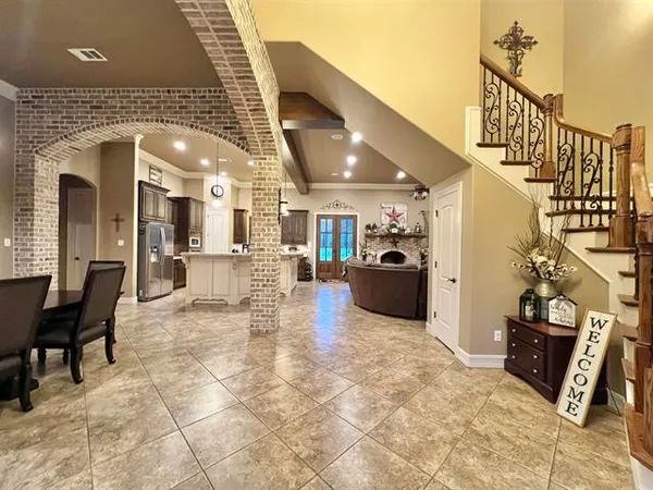 $535,000 | 3225 Panda Drive, Orange, TX 77632