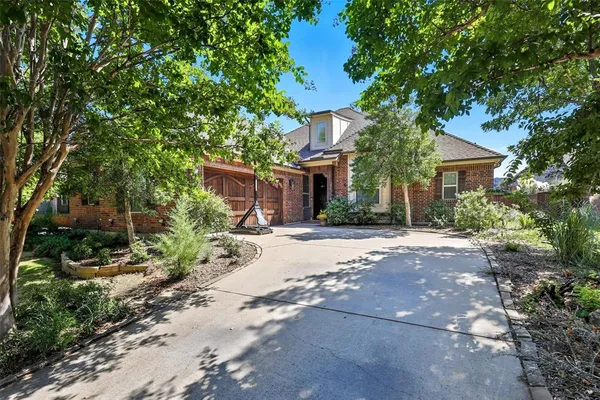 $469,500 | 109 Diablo Drive, Burleson, TX 76028