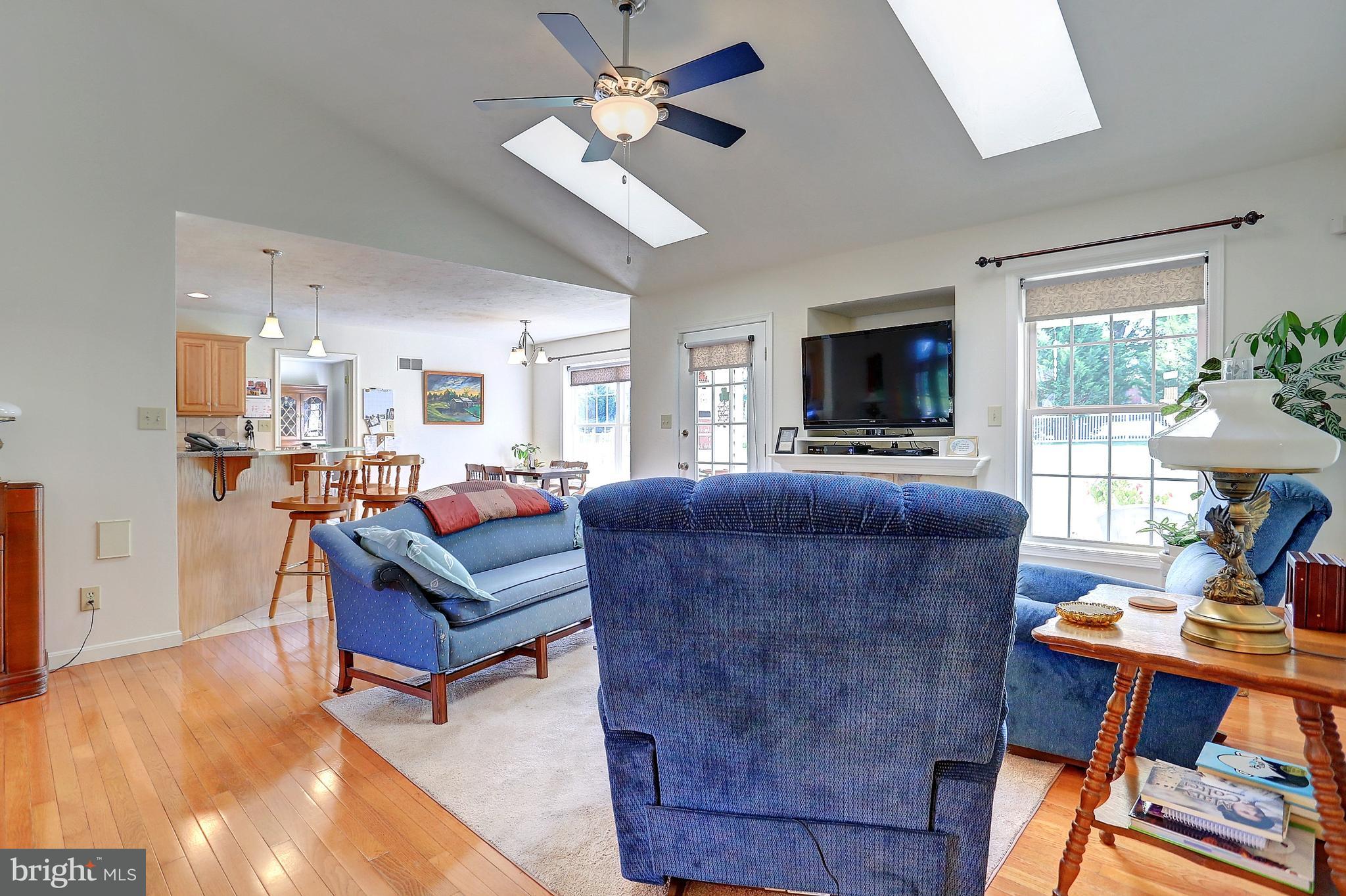 6063 Jennifer Lane Spring Grove, PA 17362 - Photo 8 of 47
