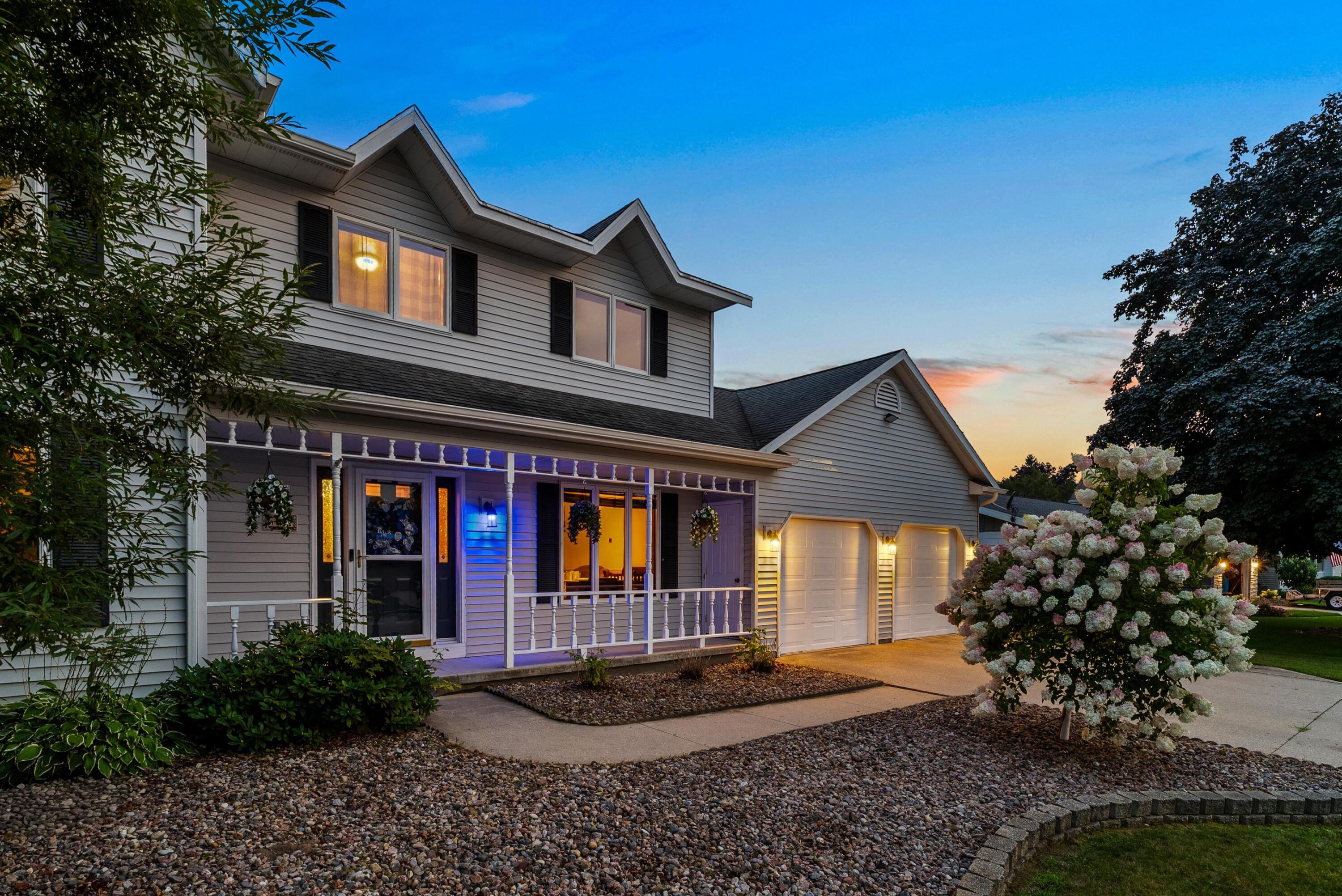 4709 Laurie Lane Two Rivers, WI 54241 - Photo 1 of 51 4709 - 2