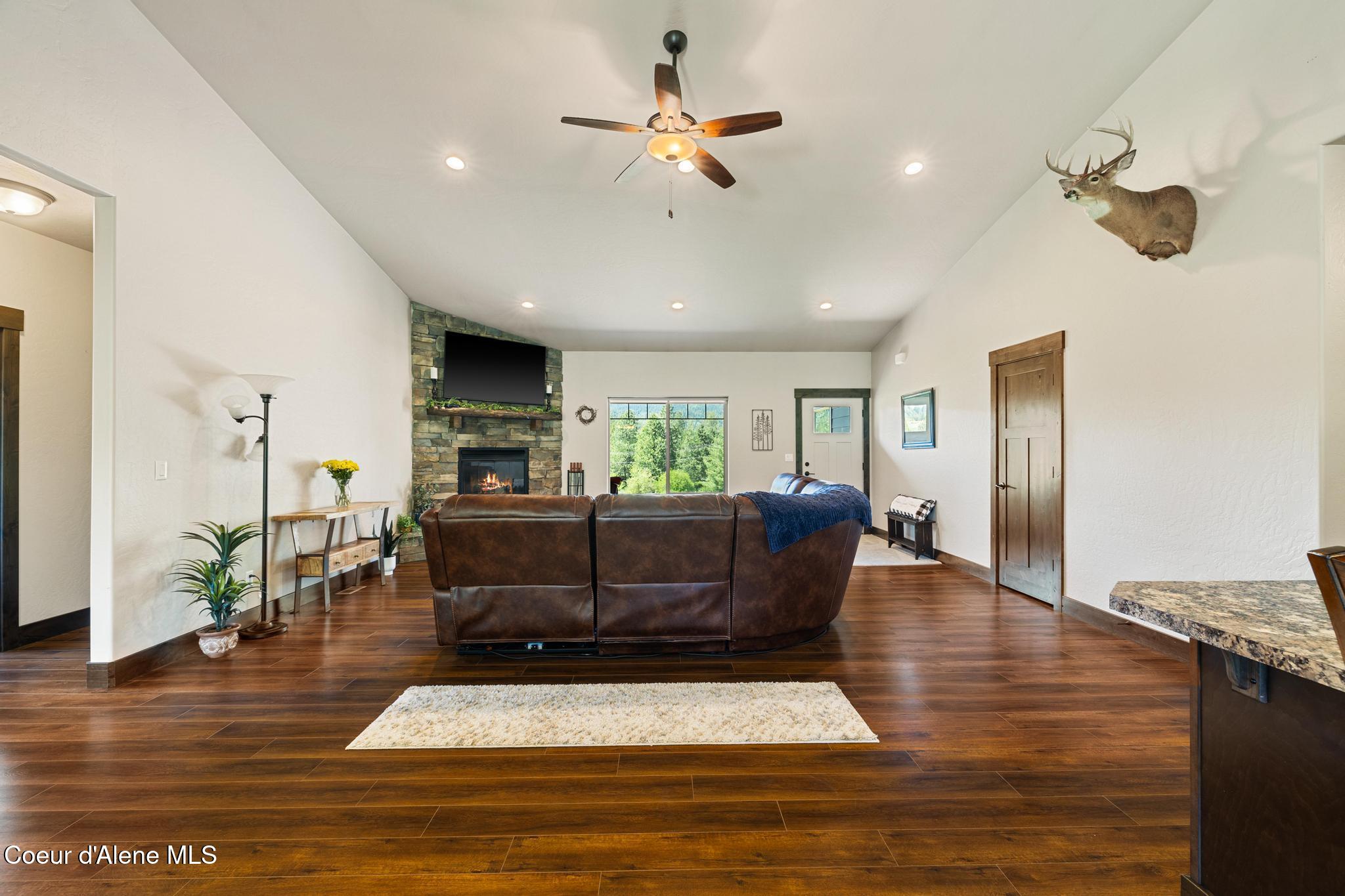 15268 South Potter Road Coeur D'Alene, ID 83814 - Photo 12 of 61 IMG_1439