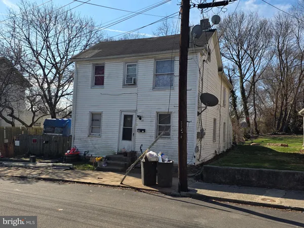 $349,000 | 223 Frederick Street, Martinsburg, WV 25404