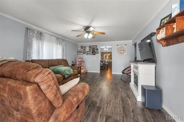 $195,000 | 112 North 6th Street, Sikeston, MO 63801