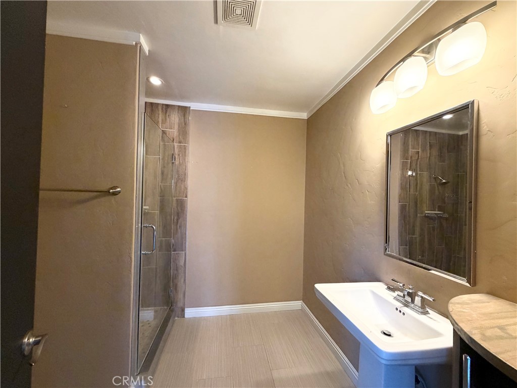 4891 Tamarack Way Irvine, CA 92612 - Photo 16 of 40
