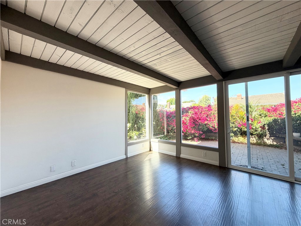 4891 Tamarack Way Irvine, CA 92612 - Photo 6 of 40