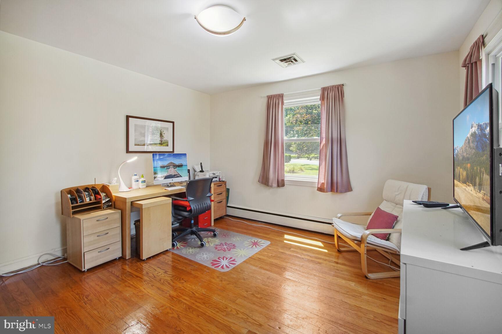 3420 Chatham Road Hyattsville, MD 20783 - Photo 18 of 37 Bedroom #3