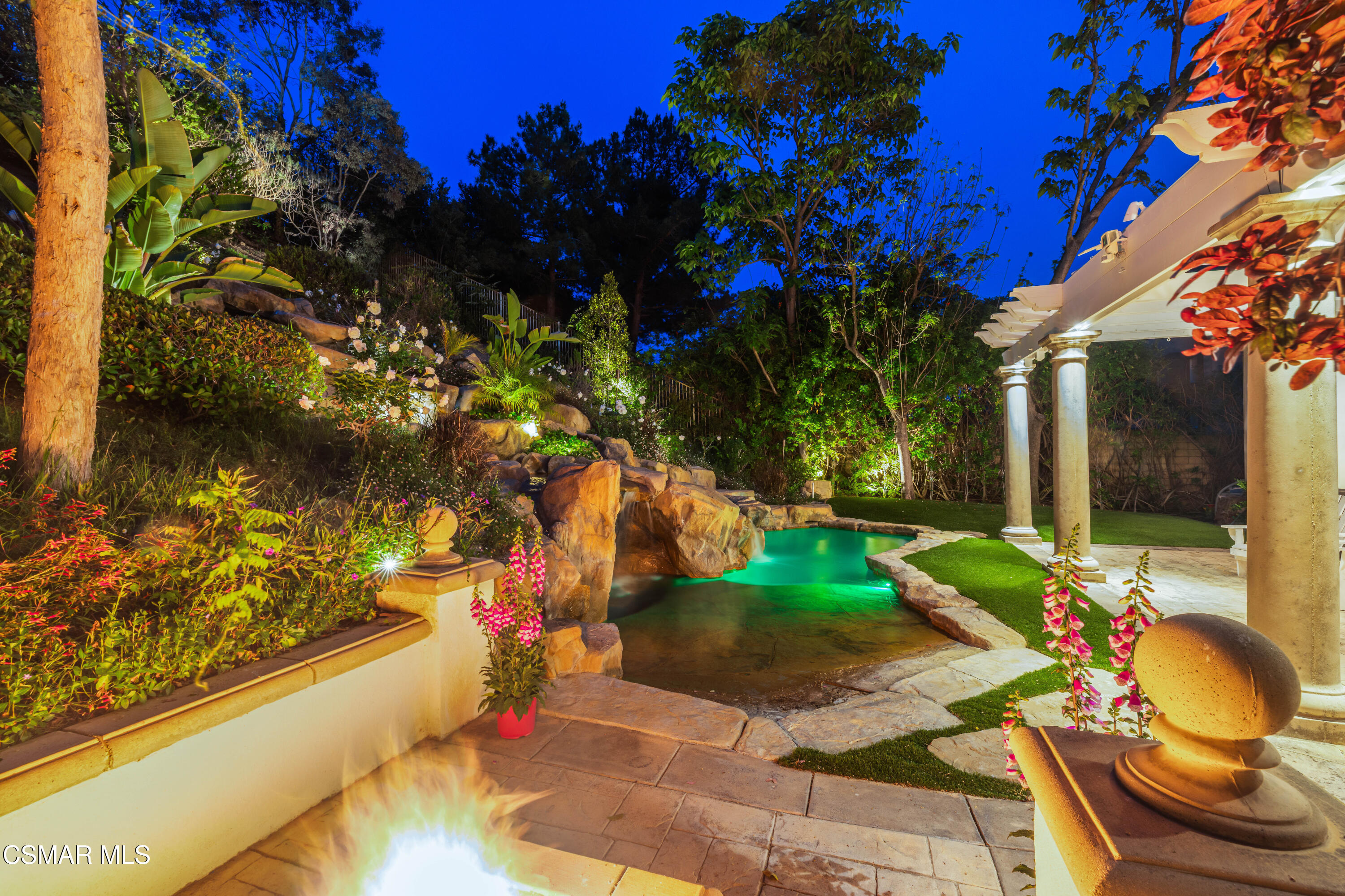 15633 Harte Lane Moorpark, CA 93021 - Photo 52 of 64 a backyard of a house with table and chairs