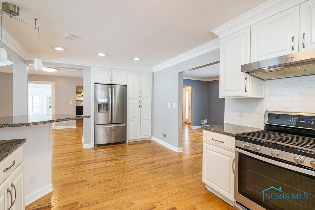 3563 Edgevale Road Toledo, OH 43606 - Photo 11 of 26 Gallery Image 11