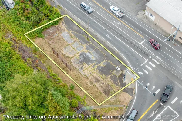 $200,000 | 809 Westside Highway, Longview, WA 98632