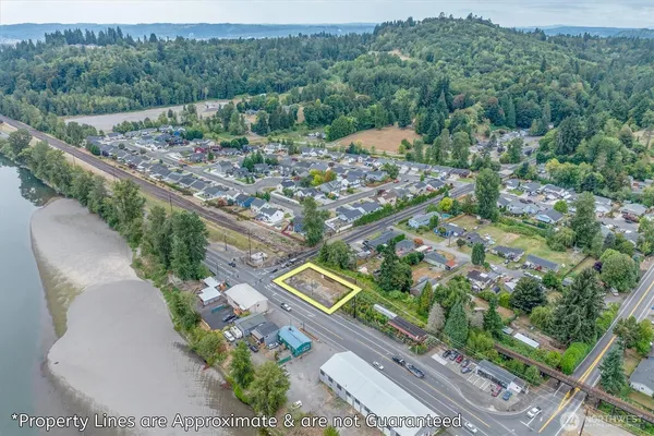 $200,000 | 809 Westside Highway, Longview, WA 98632