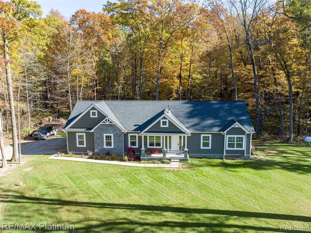 5590 Hartland Road Fenton, MI 48430 - Photo 37 of 46
