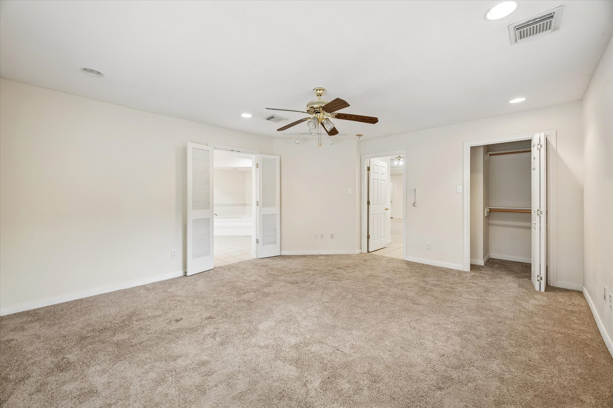 1740 Crownover Road Houston, TX 77080 - Photo 17 of 30 Gallery Image 17
