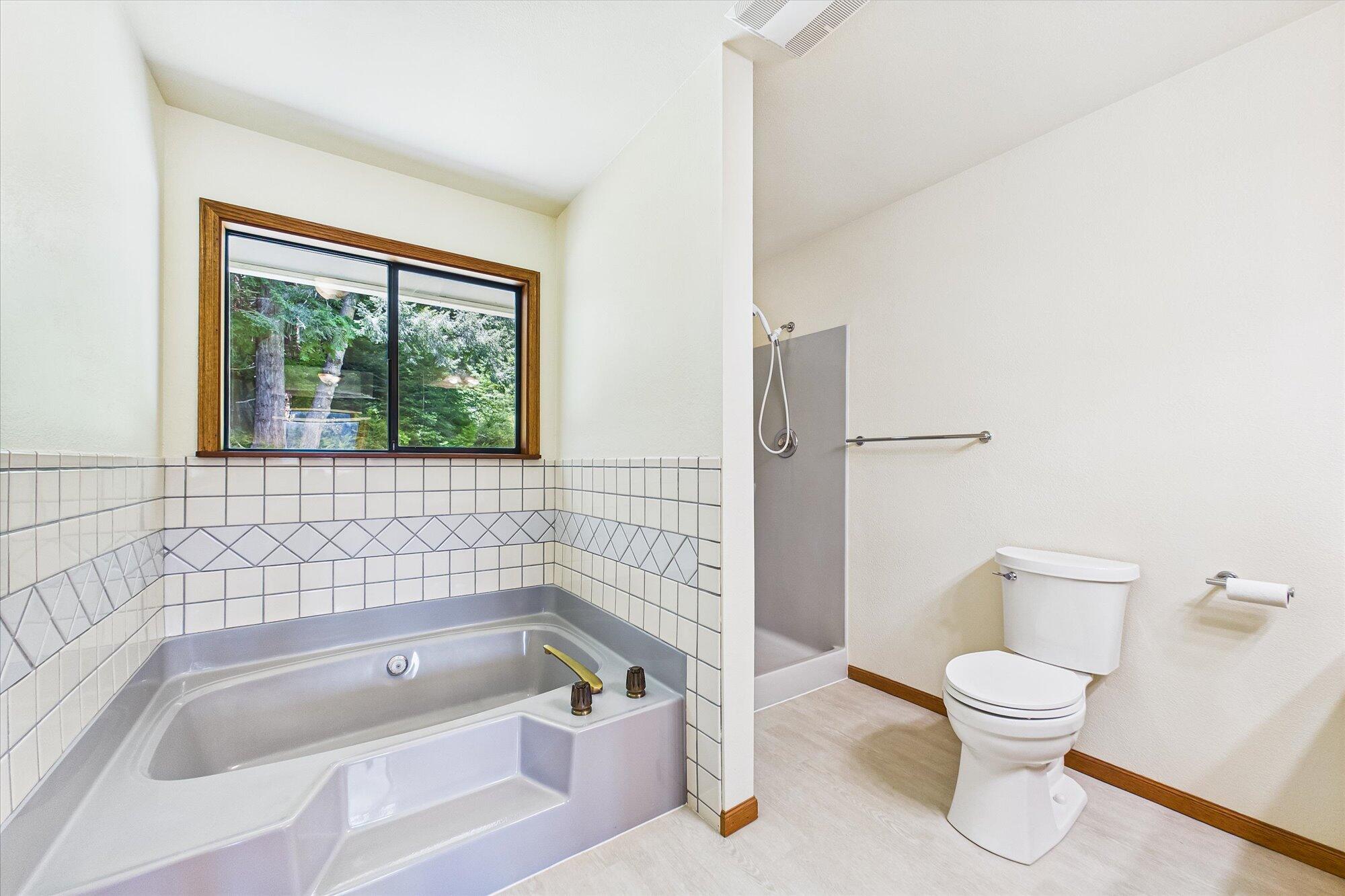 2097 Wrigley Road Eureka, CA 95503 - Photo 28 of 61