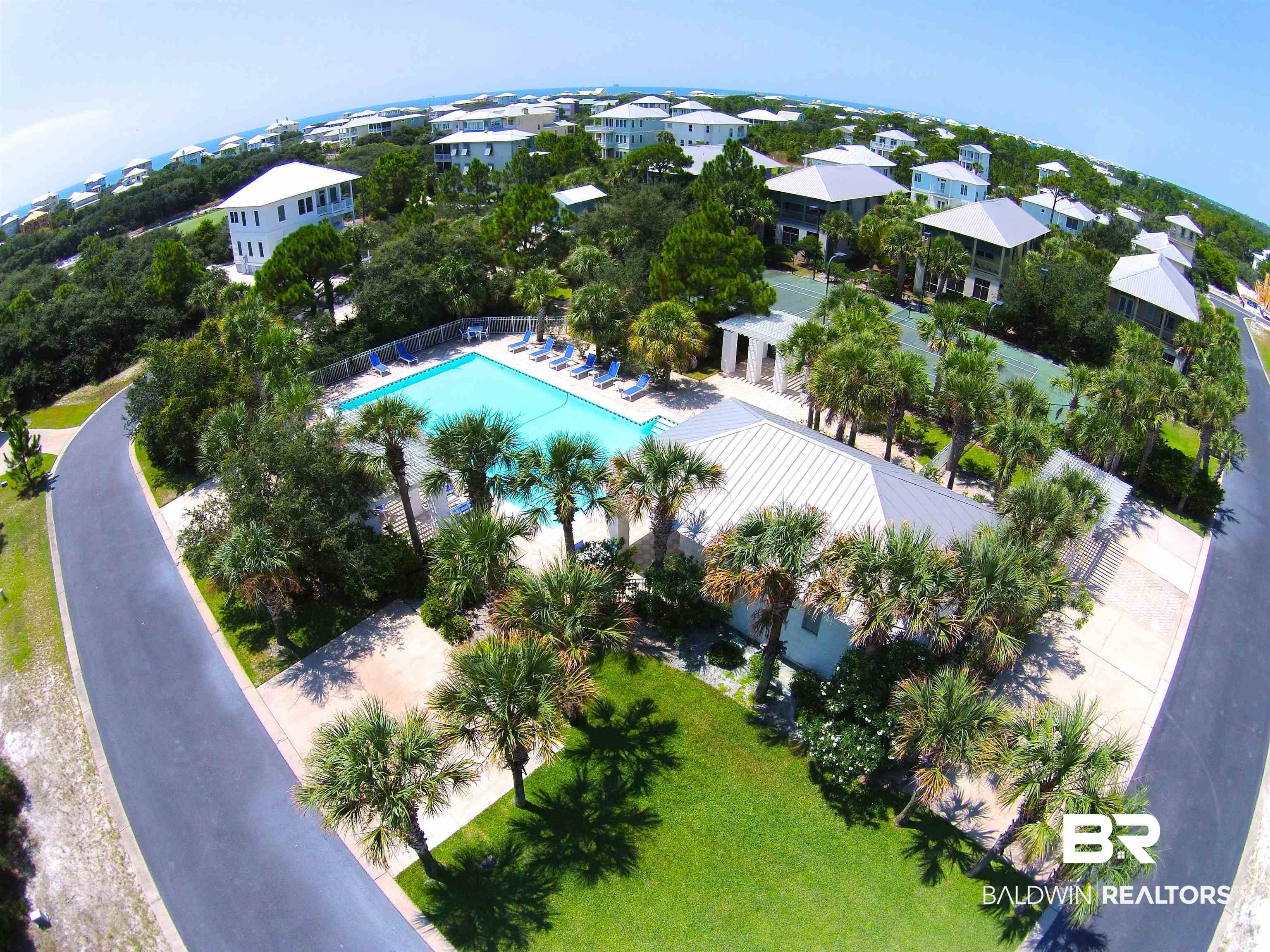 815 Plantation Road, Unit 405 Gulf Shores, AL 36542 - Photo 30 of 39 Drone / aerial view