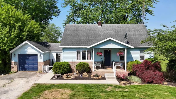 $249,900 | 806 Highway 145, Birdseye, IN 47513