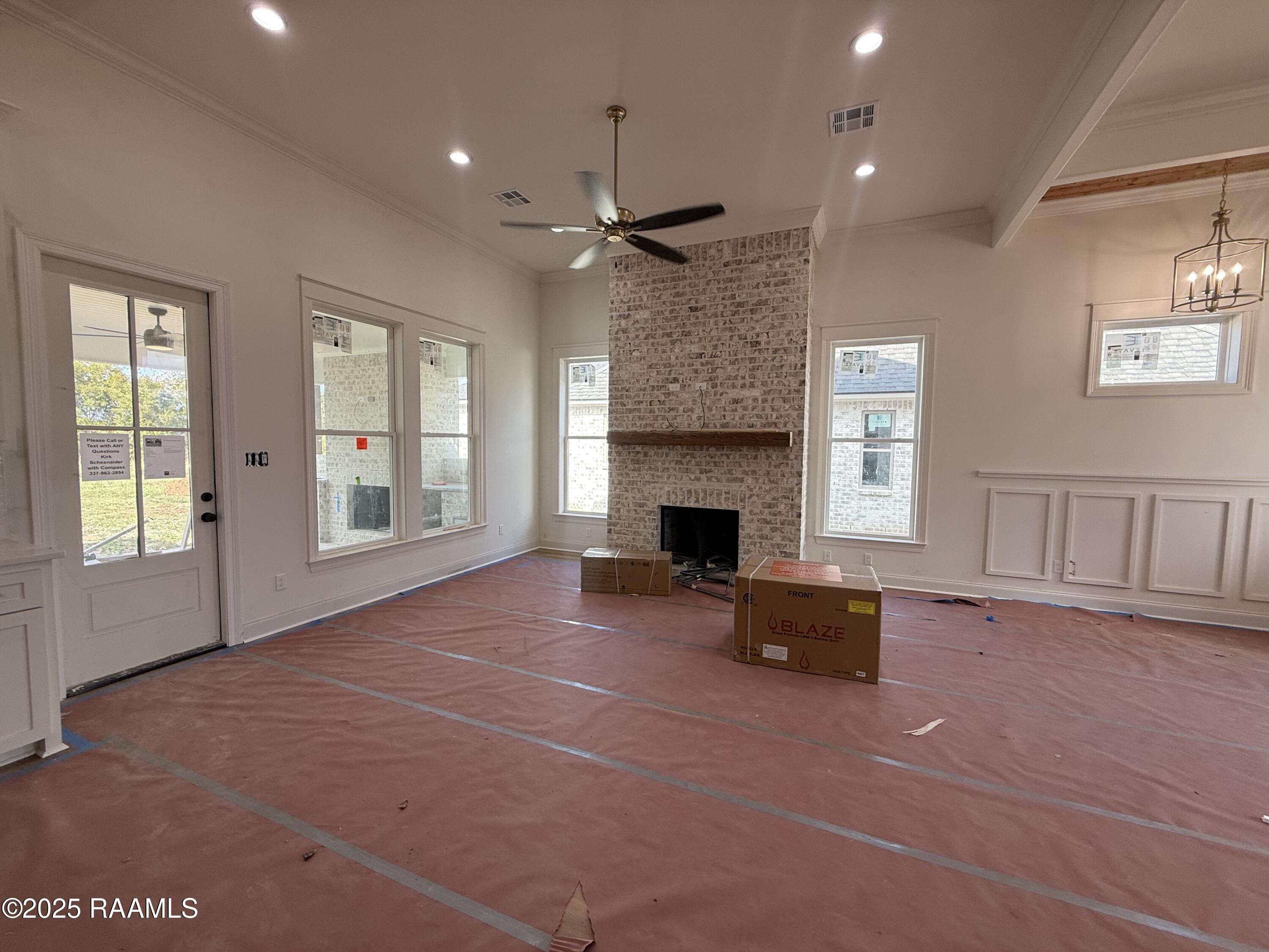 114 Spring Meadow Broussard, LA 70518 - Photo 11 of 15 Living Room
